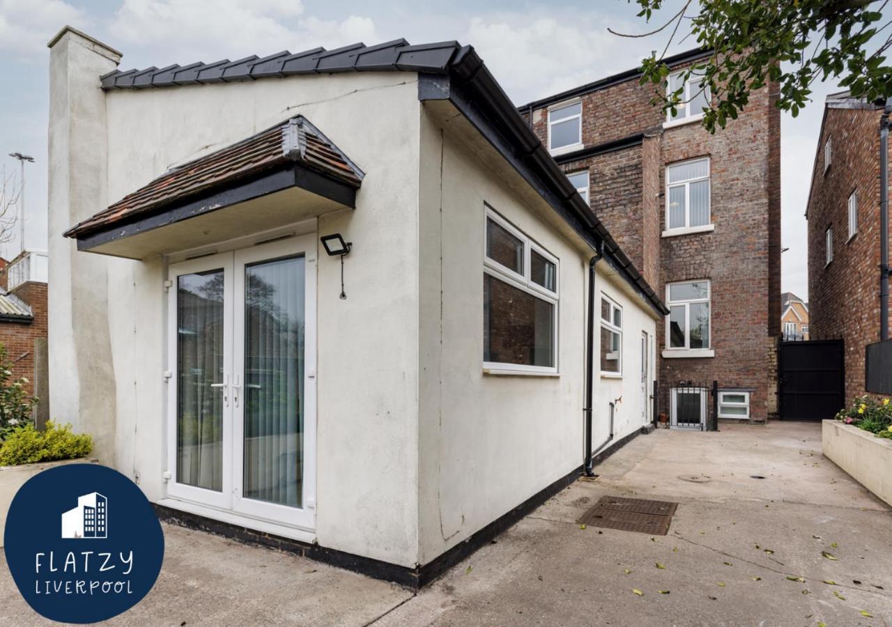 Flatzy - 6 Bed Oasis Close To Football Stadiums Ferienhaus Liverpool