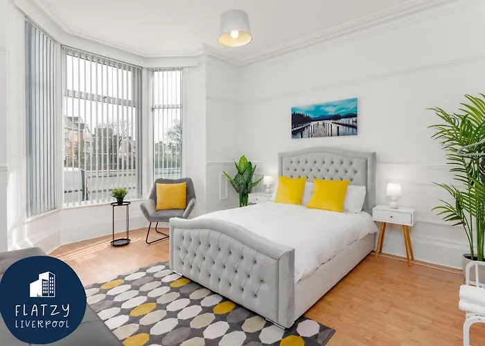Flatzy - 6 Bed Oasis Close To Football Stadiums