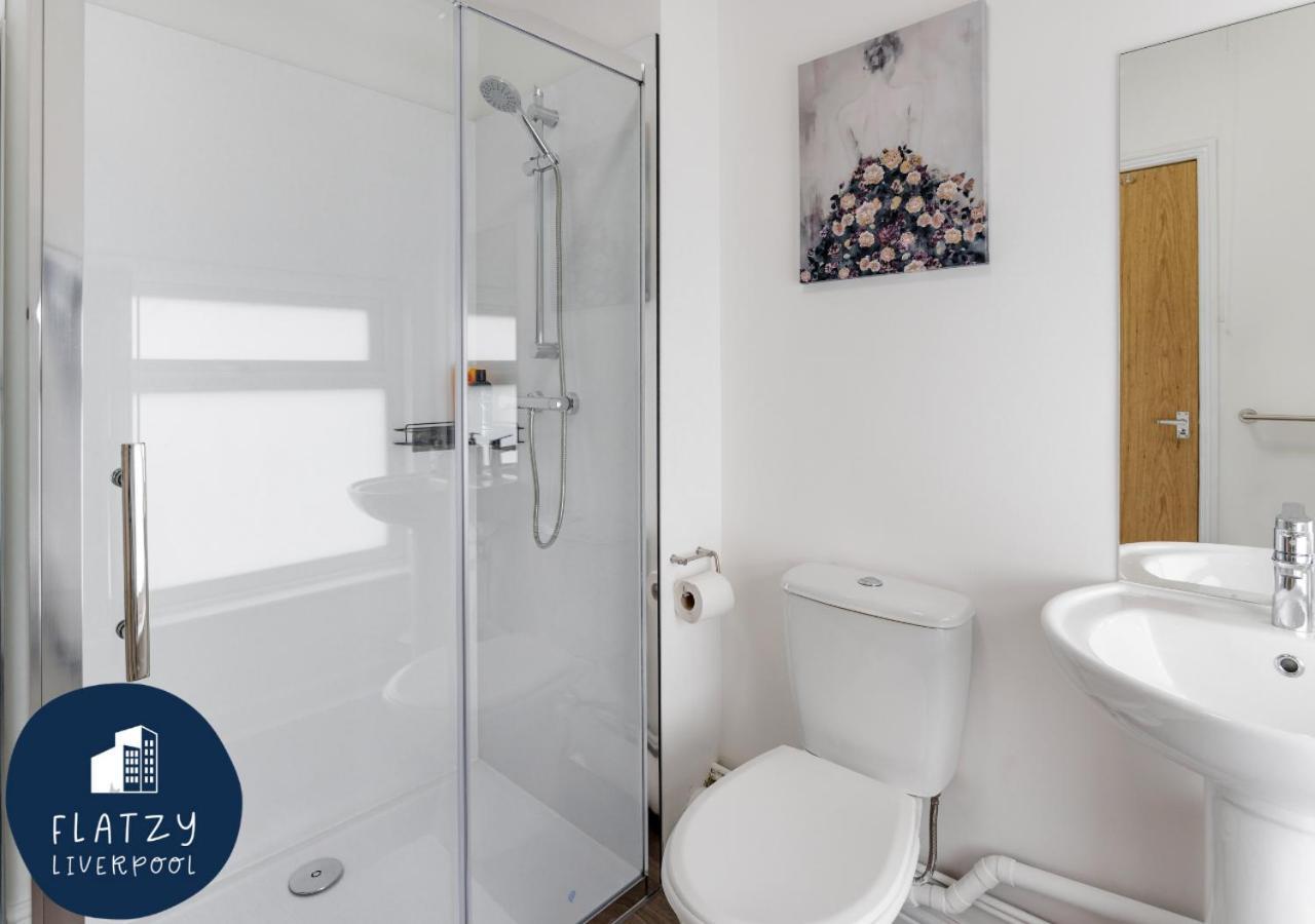 Flatzy - 6 Bed Oasis Close To Football Stadiums